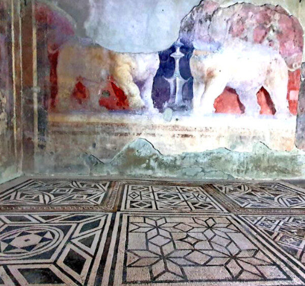 Mosaïques et fresques de la Maison du Laraire d'Achille, Pompéi.