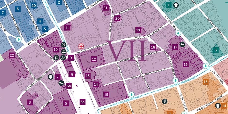 Plan détaillé de la Regio VII de Pompéi montrant les rues et les sites numérotés.