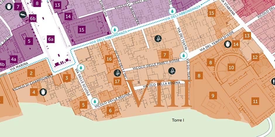 Plan détaillé de la Regio VIII de Pompéi montrant les théâtres et les rues environnantes.
